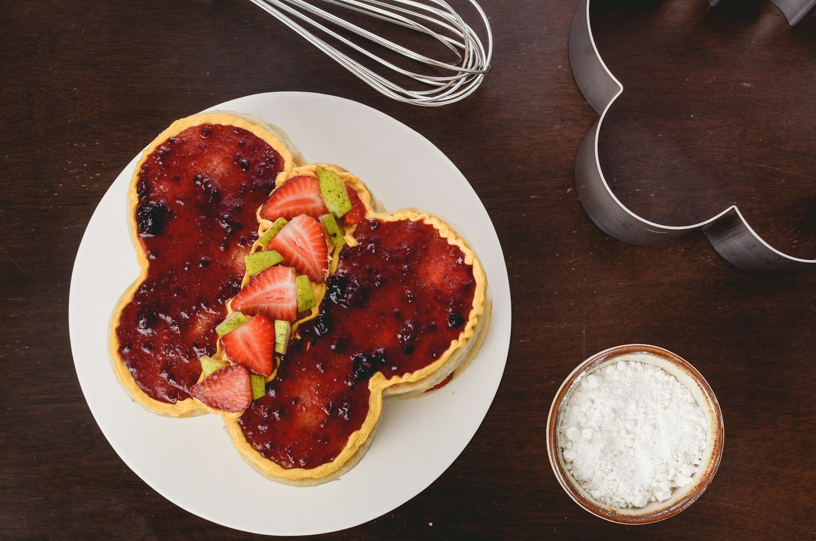 bread with strawberry jam and sliced strawberries Mold and Your Gut