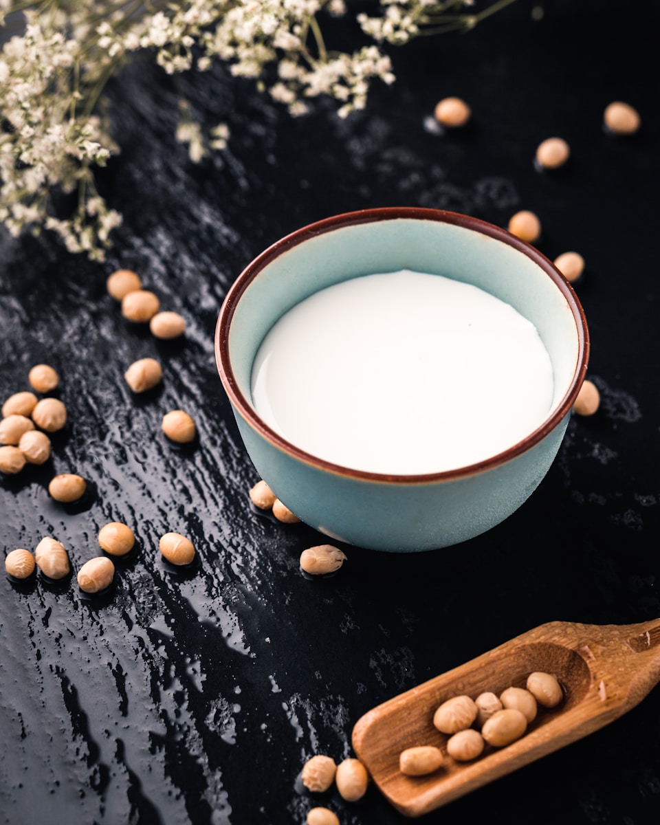 white powder in bowl meat